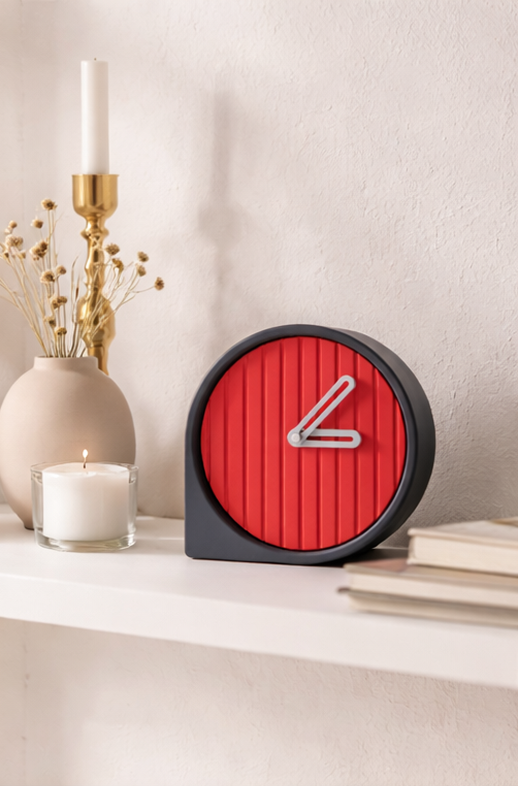 Linea Desk Clock